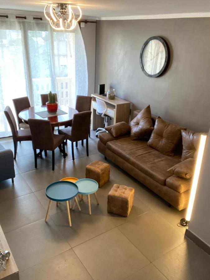 Sun Escape, Appart Renove Climatise 3 Pieces 4-6 Pers, 350M De La Plage Marseille Exterior photo
